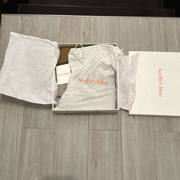 Chloe Boot - Picture 4 of 10